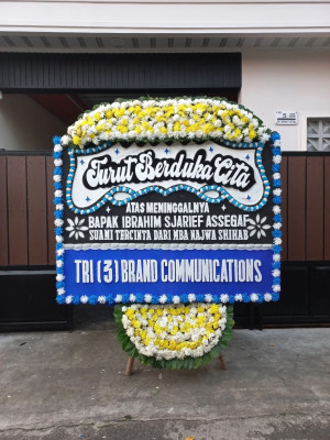 Papan Bunga Duka di Pangumbahan